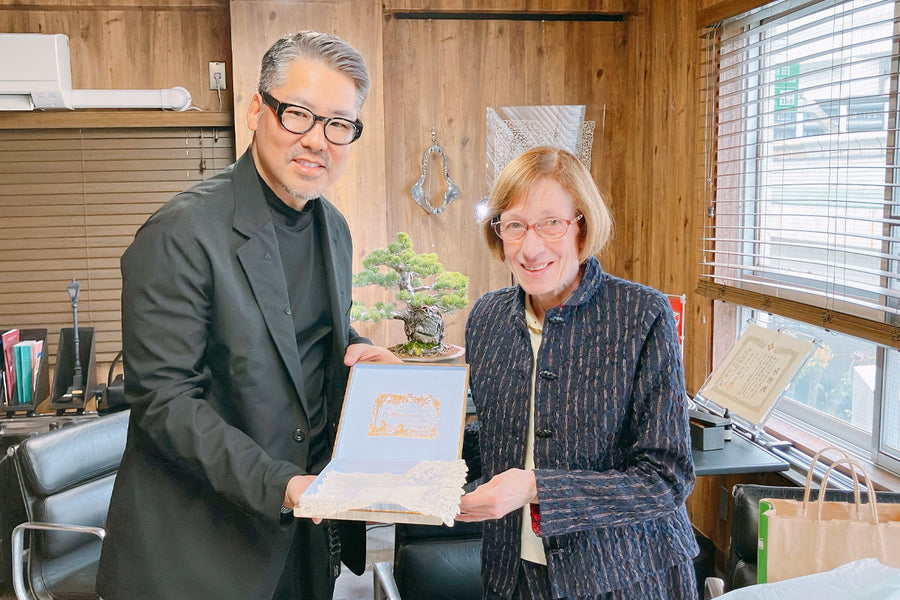 「レースは、ひとりでは伝わらない」ダイアン・クライス氏から託された貴重なアンティークレース