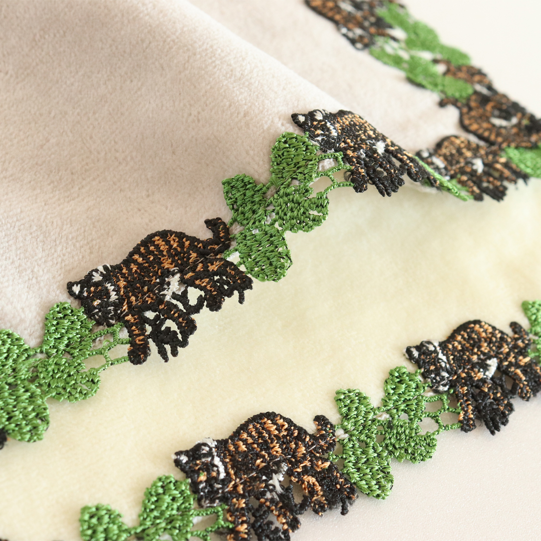 UNITED ARROWSコラボ。第二弾！タオルハンカチ「トラ」 | 横浜元町  